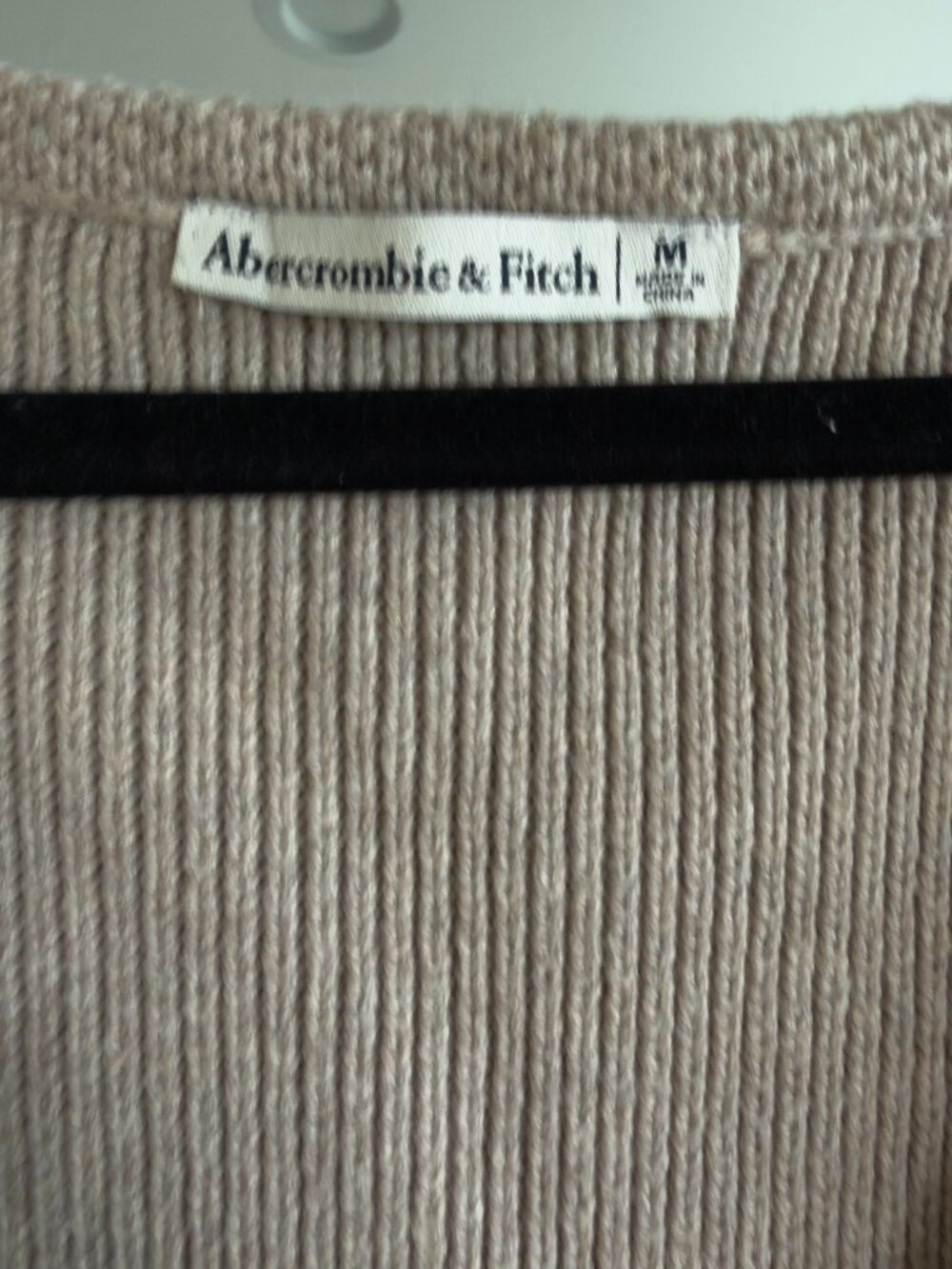 The A&F Mara Button-Up Sweater Vest - Picture 4 of 4